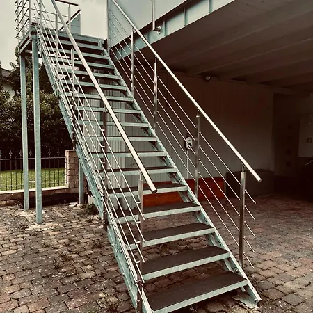 Stilvolle Studiowohnung Mit Balkon Реда-Виденбрюк Экстерьер фото