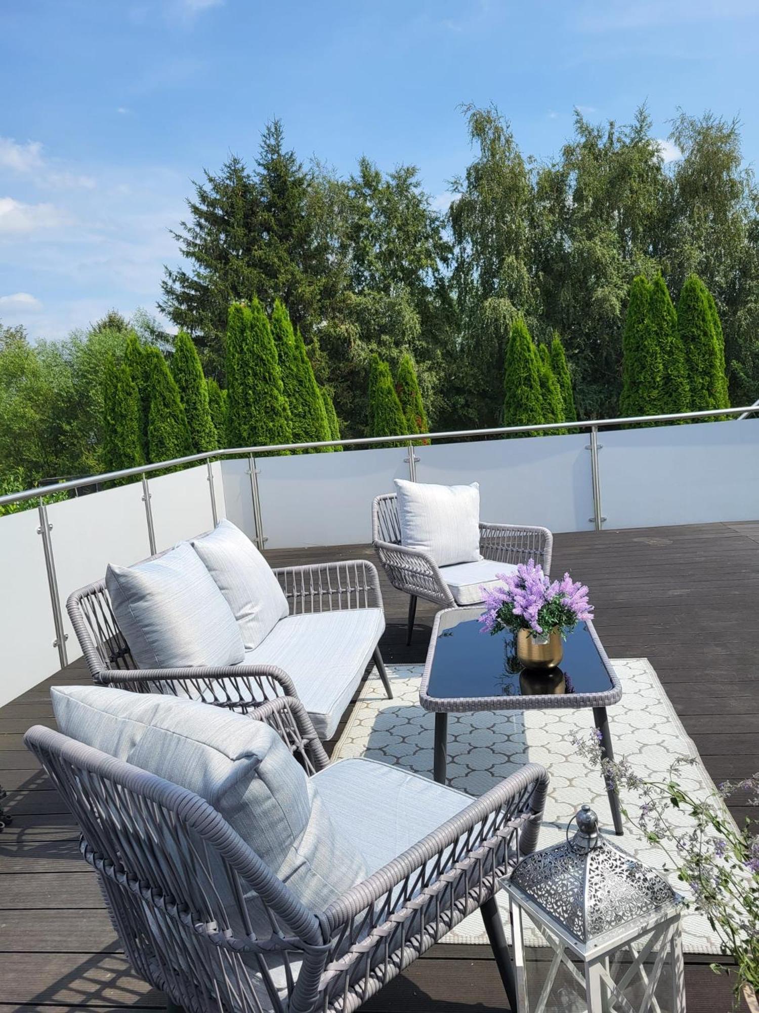 Stilvolle Studiowohnung Mit Balkon